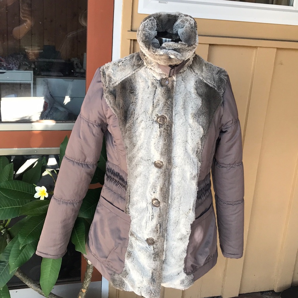 Montana Co Faux Fur Luxury Coat - Picture 2 of 8